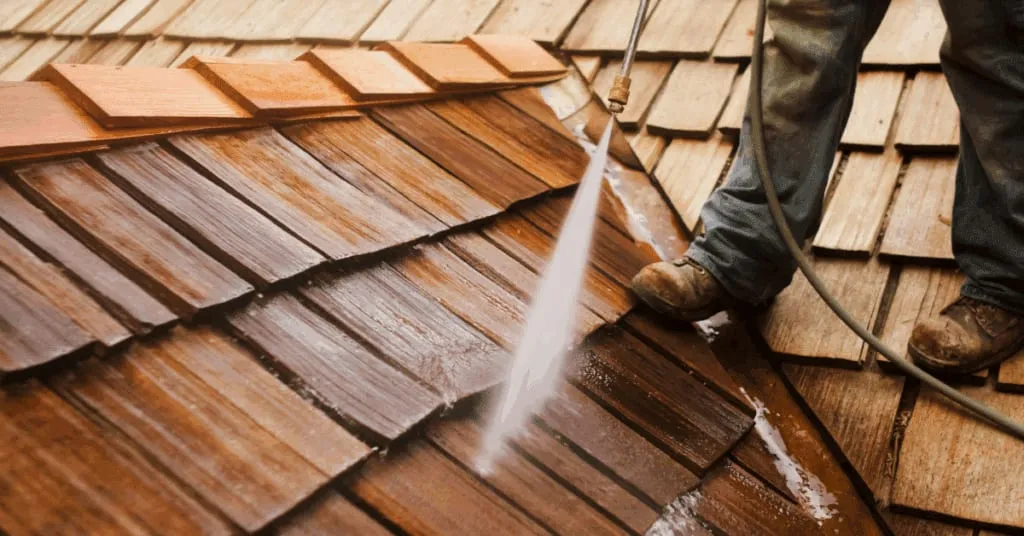 The Homeowner’s Guide to Professional Roof Cleaning Best Practices