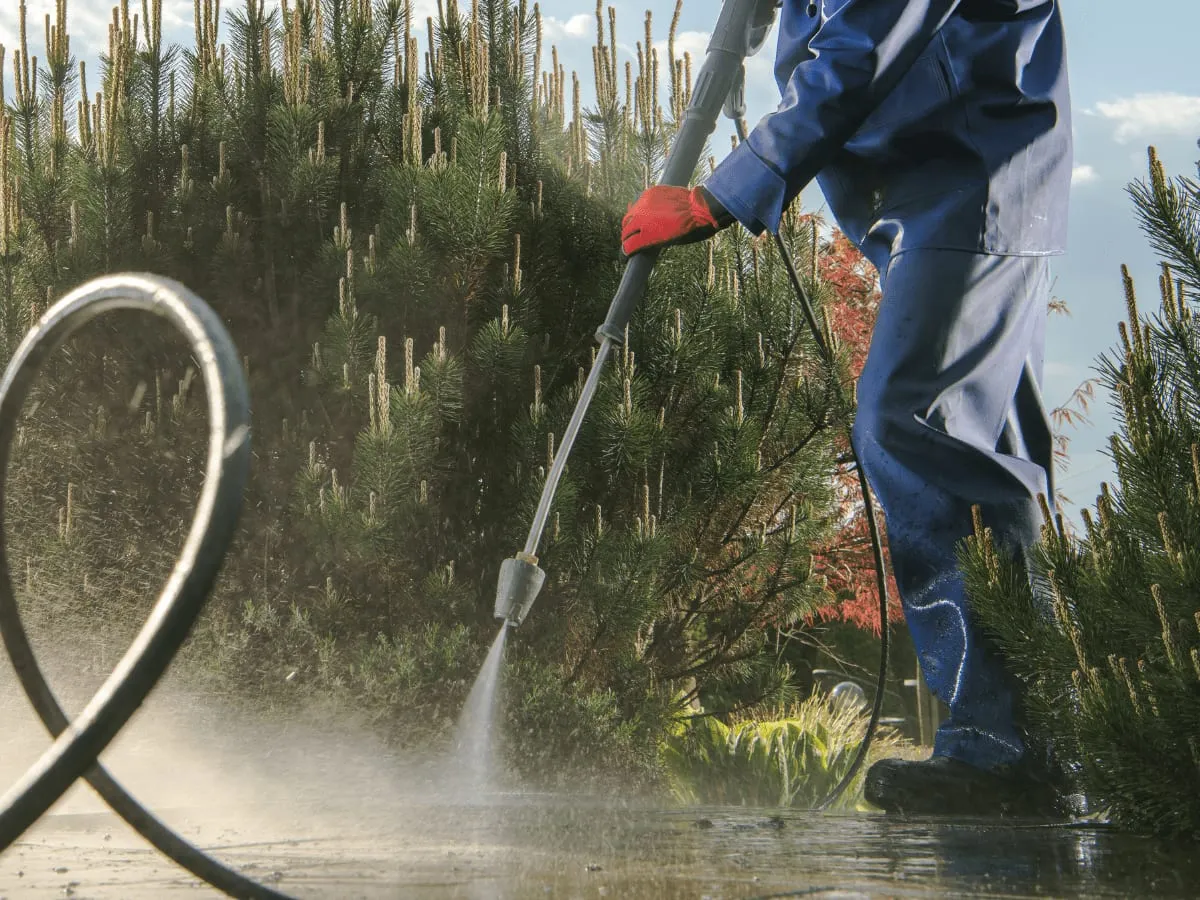 3 Benefits Commercial Pressure Washing Has On The Environment
