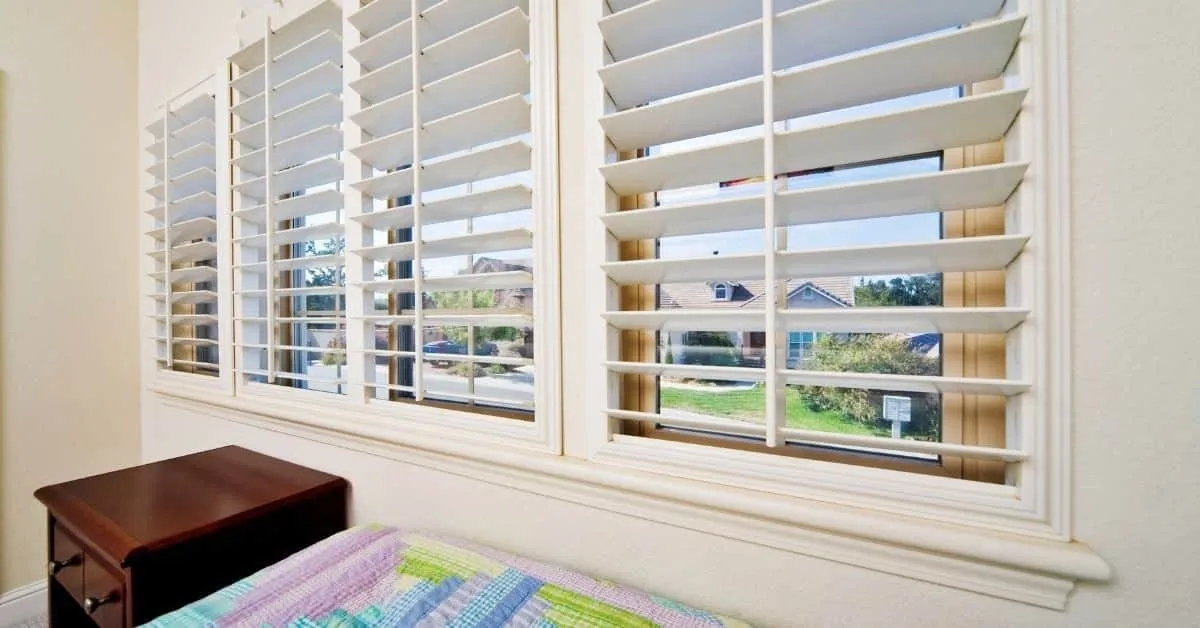 Premium Window Blind Cleaning Service to Revitalize Your Space