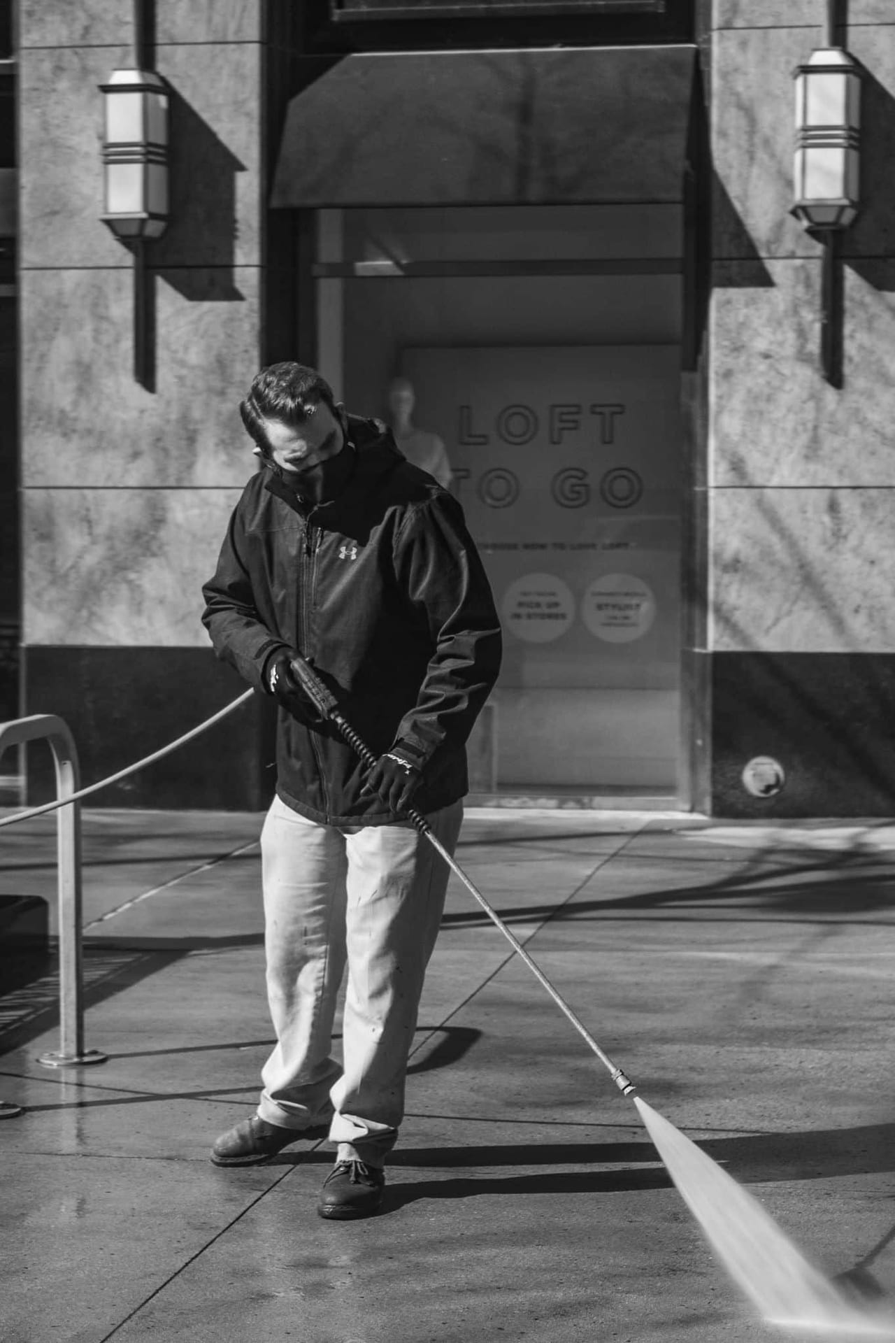 6 Benefits of Commercial Pressure Washing
