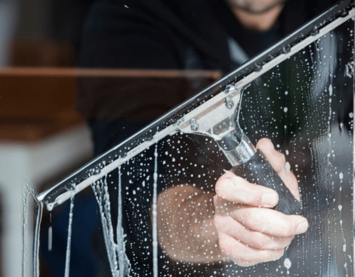 Preparing Your Business for Professional Commercial Window Cleaning: Steps and Tips