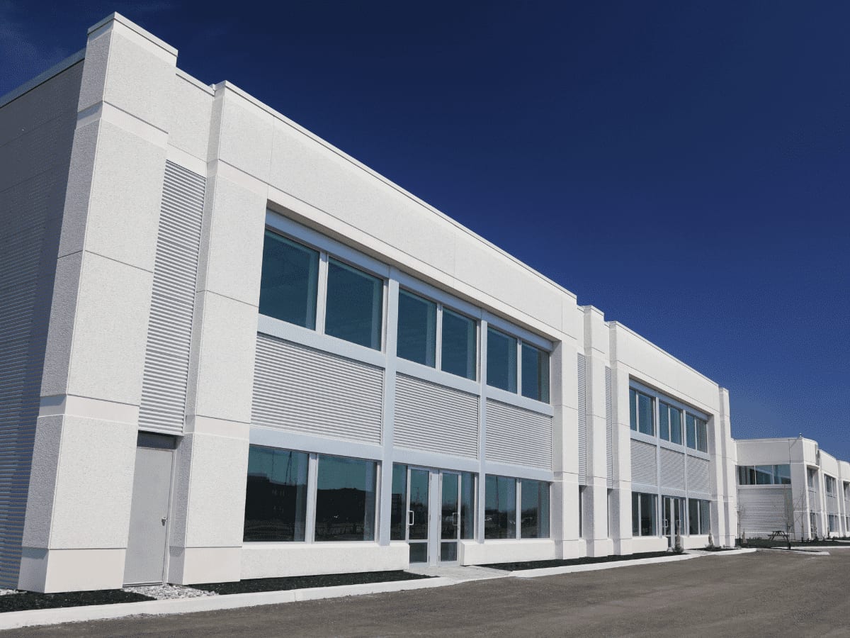 5 Huge Benefits Of Commercial Window Cleaning