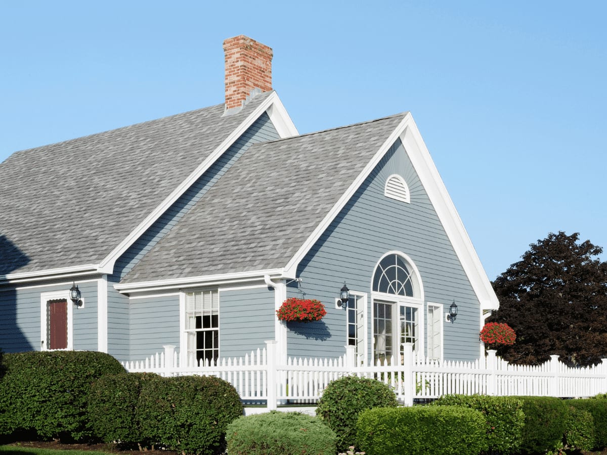 5 Reasons To Get Pressure Washing Services Before Painting