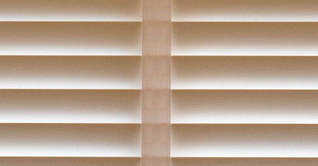 Tackling common blind cleaning problems