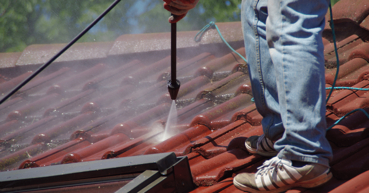 How to Protect Your Home from Water Damage Through Proper Gutter Maintenance