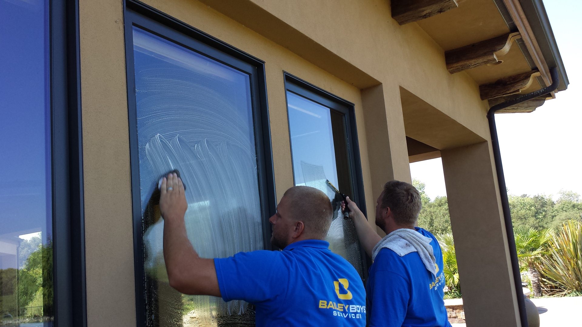 Professional Window Cleaning in Folsom, CA by Bailey Boys Services