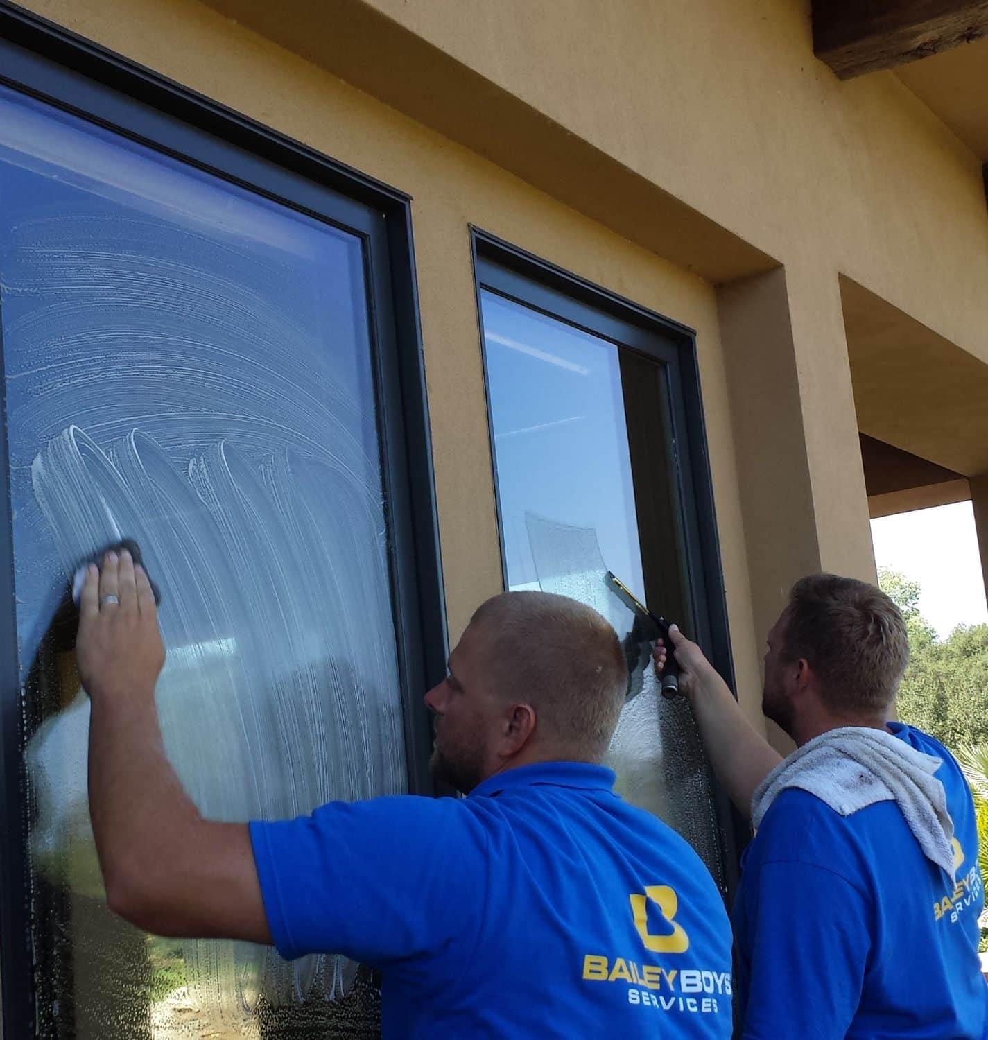 Commercial window cleaning for Sacramento office buildings