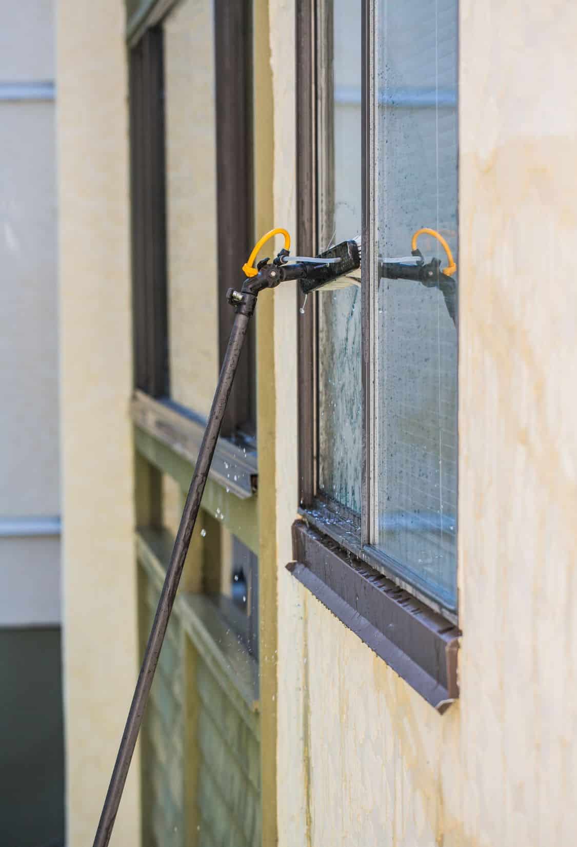 1 Exterior Window Cleaning Individual sections Sliders